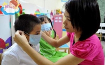 Phòng bệnh hô hấp trẻ em khi giao mùa